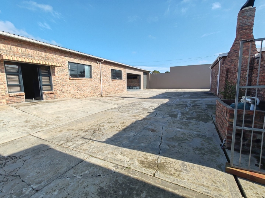  Bedroom Property for Sale in Newton Park Eastern Cape
